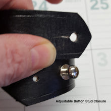 Load image into Gallery viewer, Leather Cuff Horsehair Bracelet