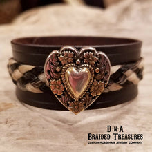 Load image into Gallery viewer, Leather Cuff Horsehair Bracelet