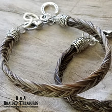 Load image into Gallery viewer, Fishtail Horsehair Bracelet
