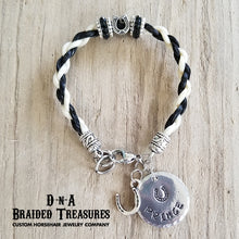 Load image into Gallery viewer, Horseshoe Horsehair Bracelet