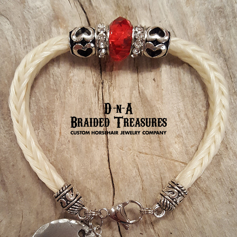 Sweetheart Horsehair Bracelet